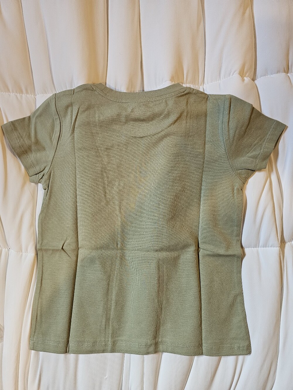 June & January Youth Sage Green Tee Size 5/6 NWT Boutique - Picture 2 of 5